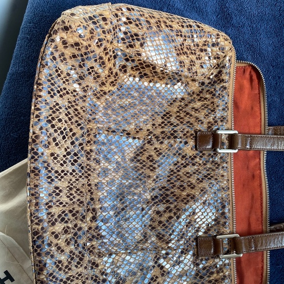 Hobo Purse - Picture 2 of 6